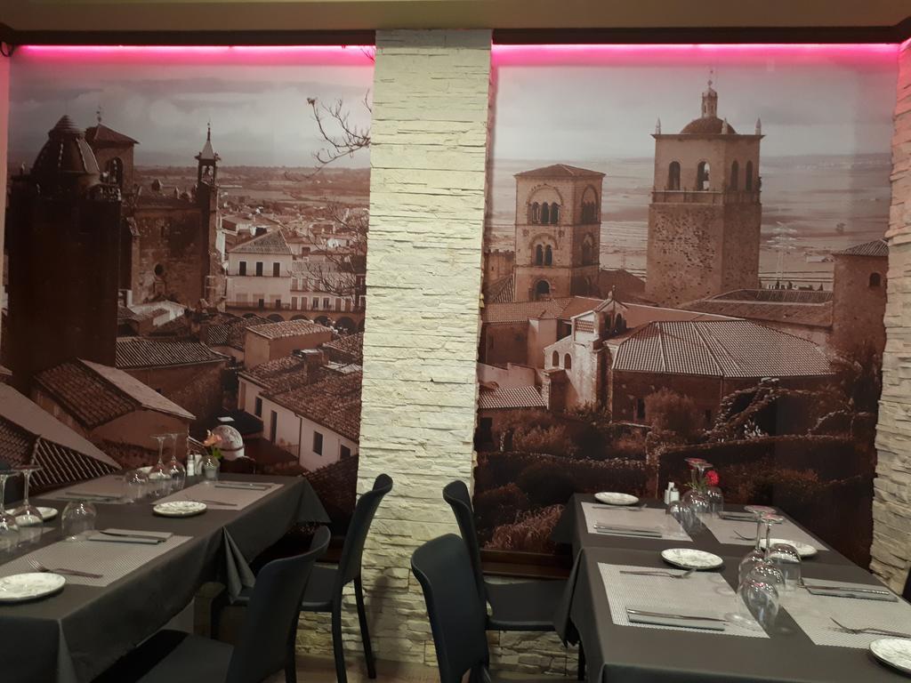Hostal Julio Trujillo Bagian luar foto