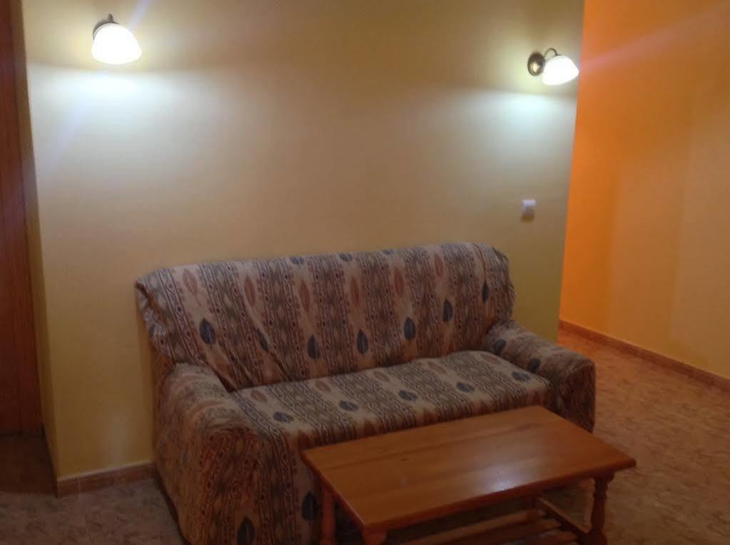 Hostal Julio Trujillo Bagian luar foto