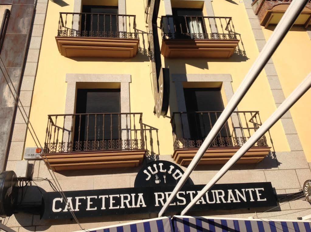 Hostal Julio Trujillo Bagian luar foto