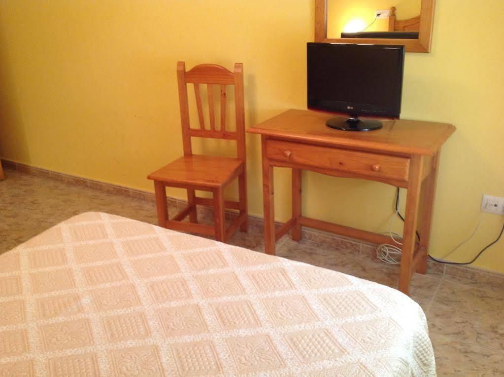 Hostal Julio Trujillo Bagian luar foto